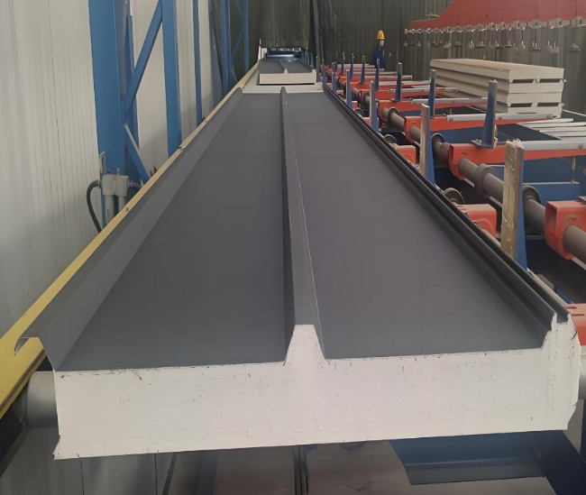 伊春聚氨酯泡沫保温板